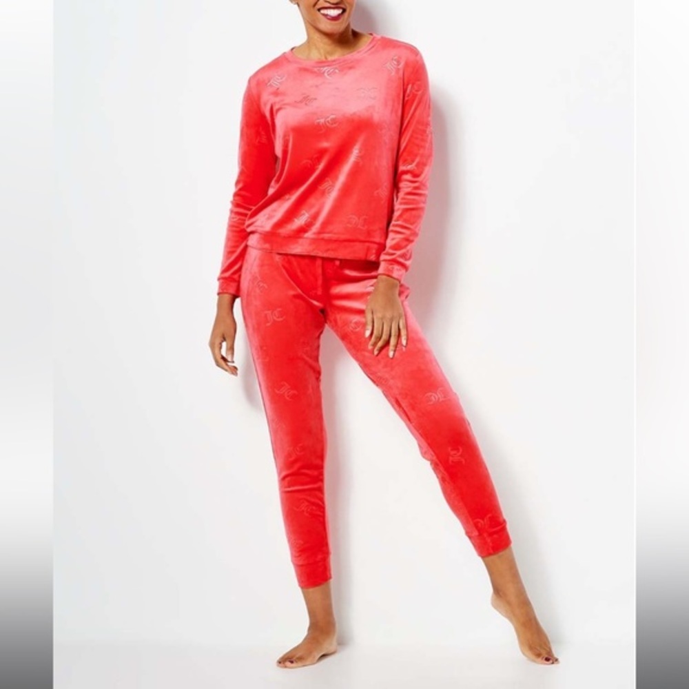 Juicy Couture Red Embossed Velvet Pajama Set - Picture 8 of 8